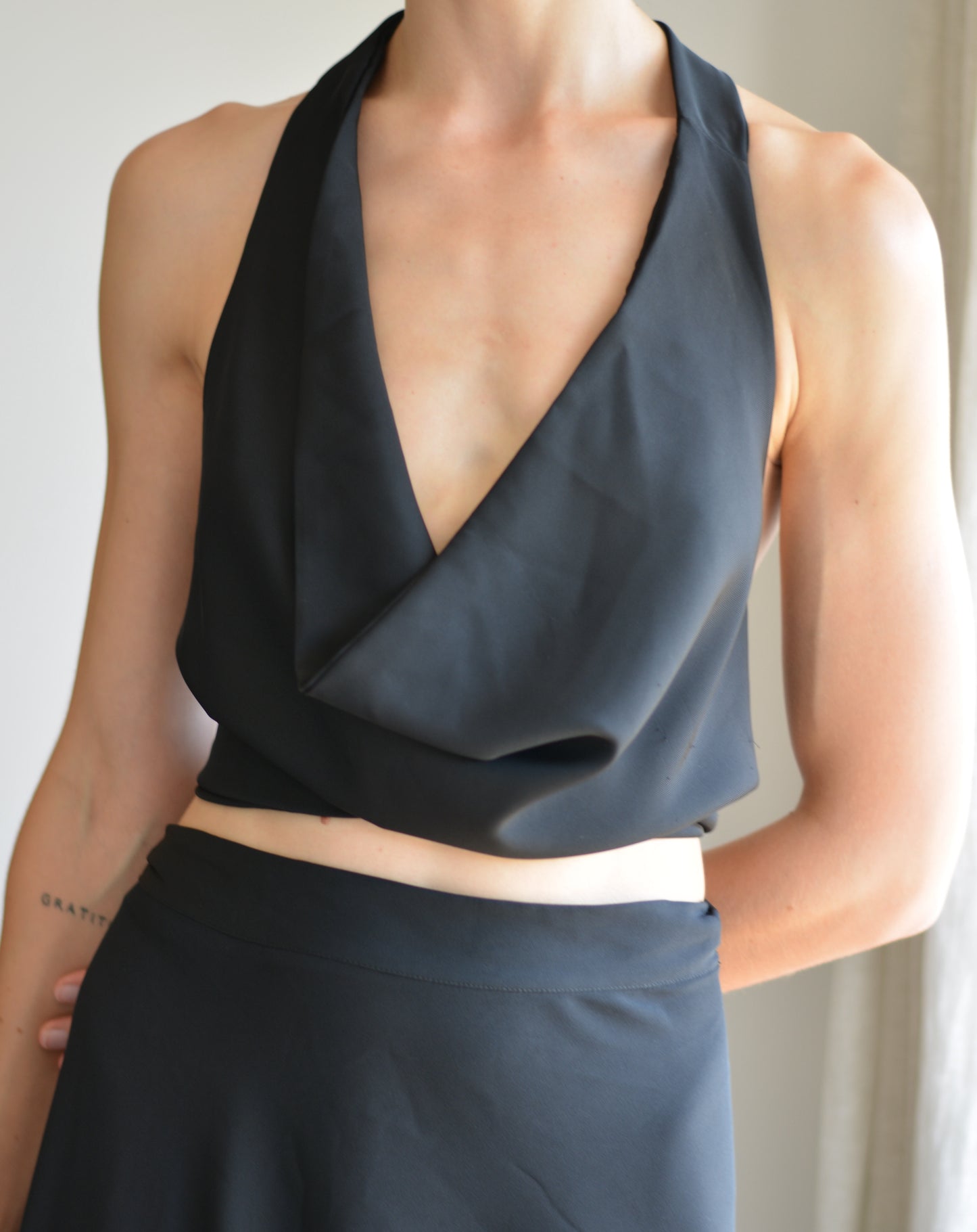 Top Lucía Crepe Negro