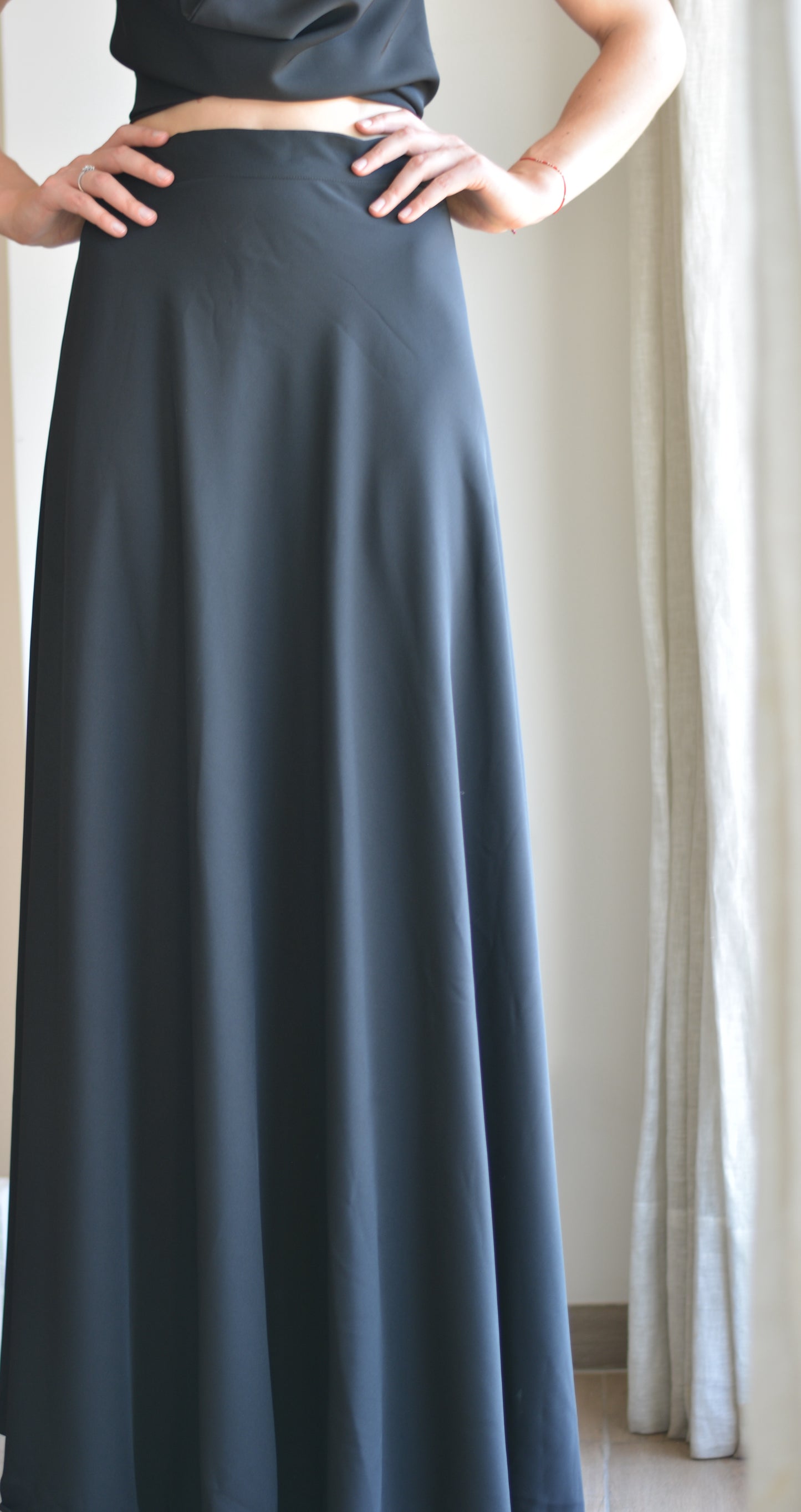 Falda Estambul Crepe Negra