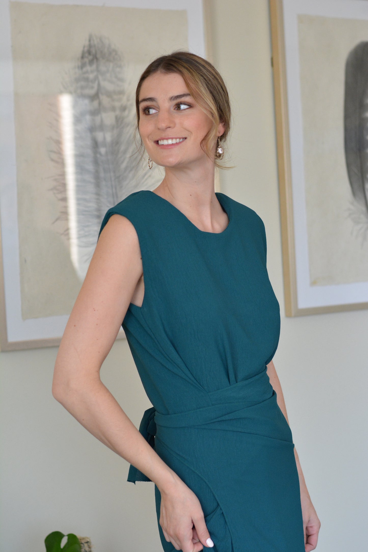 Vestido Joaquina Crepe Petroleo