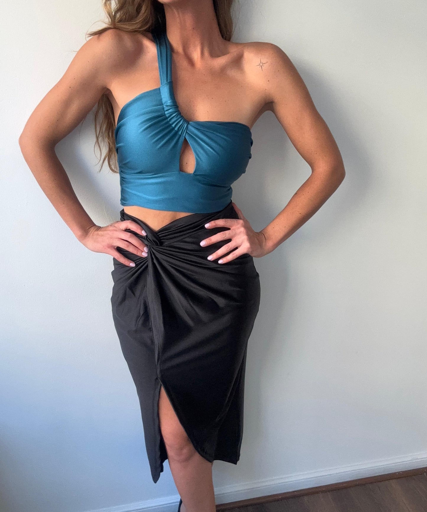 Falda Consuelo Negra